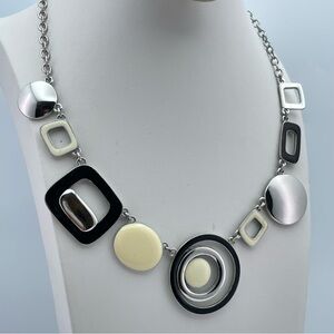 Lia Sophia Modern Geometric Silver Tone Statement Necklace 18”+ 3” Extender